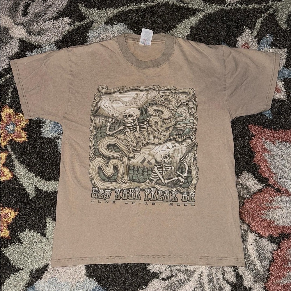 Delta Vintage Skeleton Graphic Tee